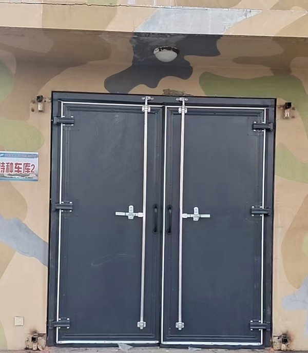 河南工业平开门