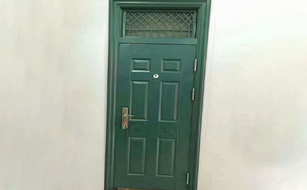 河南学校教室门