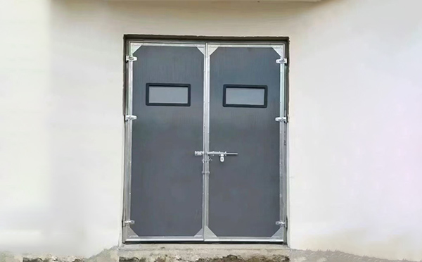 河南工业门在高温作业区域的运行表现